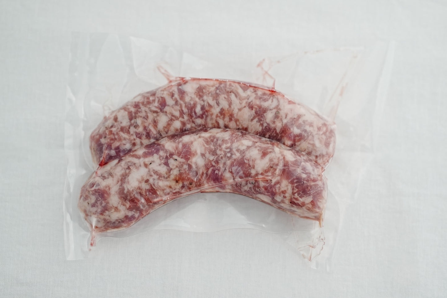 奥地ほうぼく豚サルシッチャ〜strawのハーブ畑から〜